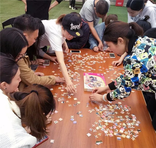 �Pʢ����F(tu��n)�����(d��ng)�O��(zh��n)�澳���ƵZͬ����