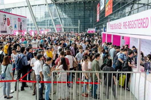 ���ڶYƷ�Ҿ�չ�_Ļ�ڼ���������c(di��n)�����չ����ã��