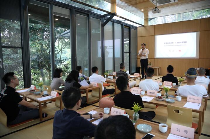 ����Ȼ���ؾ�����������һ�����ӵİl(f��)����