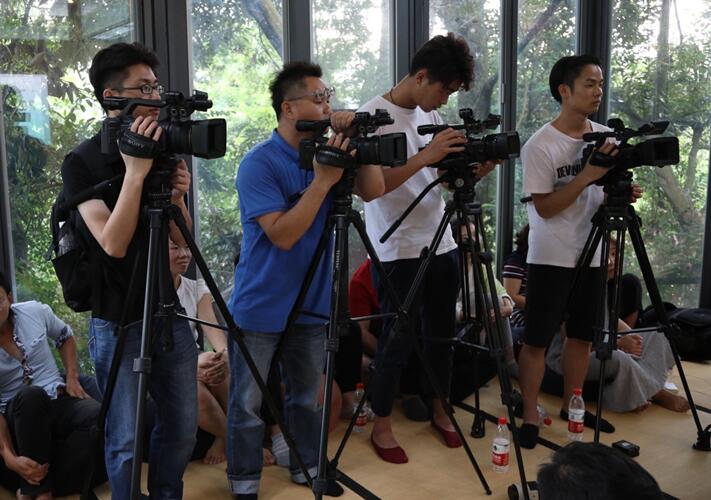 ����Ȼ���ؾ�����������һ�����ӵİl(f��)����