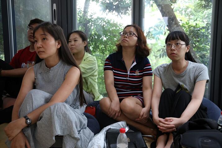 ����Ȼ���ؾ�����������һ�����ӵİl(f��)����