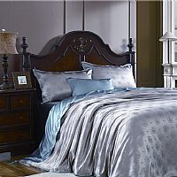 ��ɫ����ɣ�Q�z��