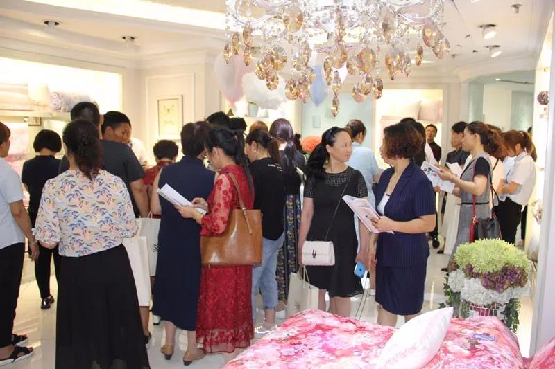 ��Ʒ•�������Ҽ�2019�ﶬ��Ʒ�l(f��)����(hu��)�A�M�չ���