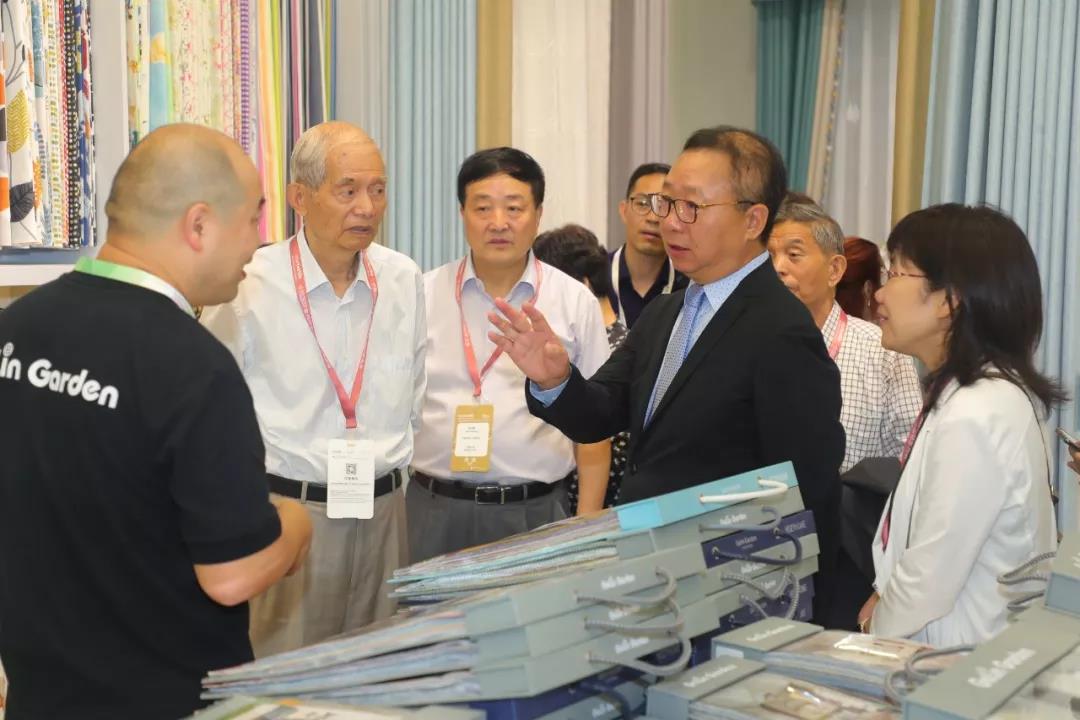 �������25�d��δ��������k��--2019�ﶬ�Ҽ�չ�ڇ��ҕ�չ���ģ��Ϻ����A���_Ļ