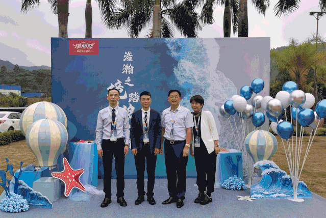 �����֮����̤��ǰ�С���������˹2021������Ʒ�l(f��)�����A�M�ɹ���