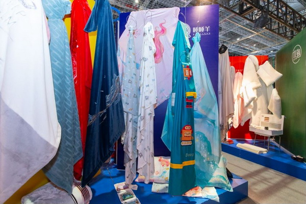 �M�F(tu��n)���ഺ���Ҽ�չ����Ҽ�ӡ�(li��n)�˄�(chu��ng)�¼Ҽ��a(ch��n)�I(y��)�����B(t��i)