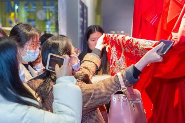 �M�F(tu��n)���ഺ���Ҽ�չ����Ҽ�ӡ�(li��n)�˄�(chu��ng)�¼Ҽ��a(ch��n)�I(y��)�����B(t��i)