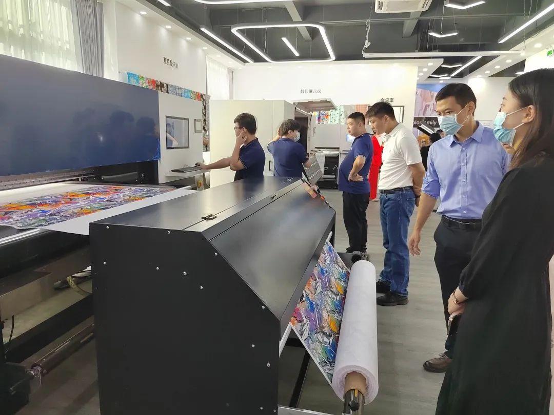 ��ʼ���Ʒ��(sh��)�aӡˇչʾ���ĳɹ���Ļ���F(xi��n)���l(f��)������ذ���Ʒ